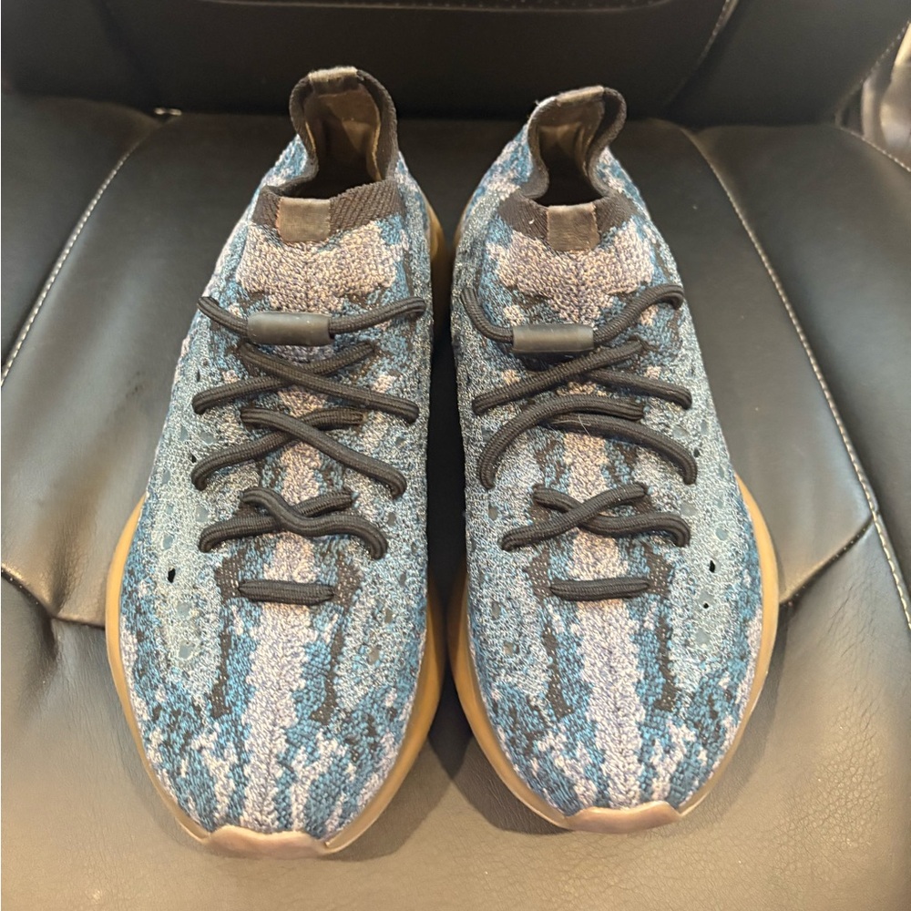 Yeezy x Adidas